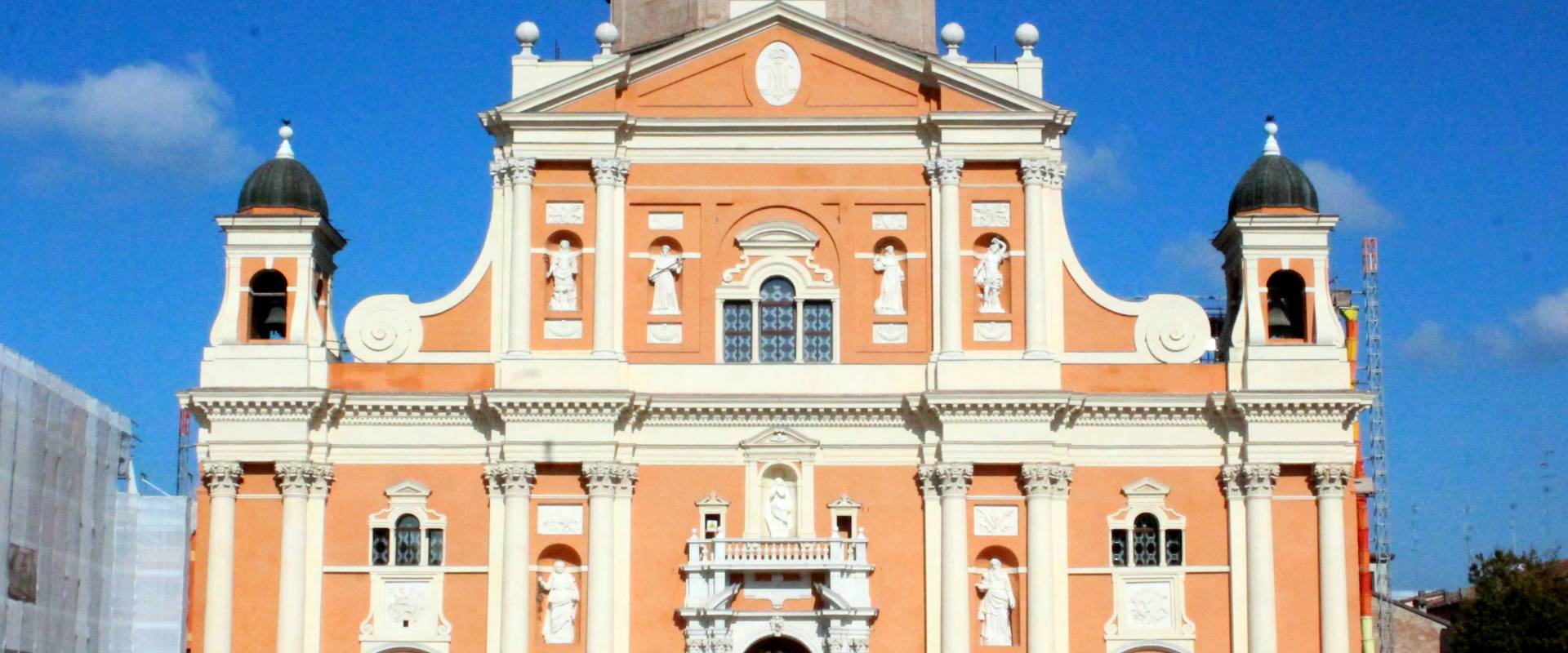 Carpi Basilica foto di LigaDue